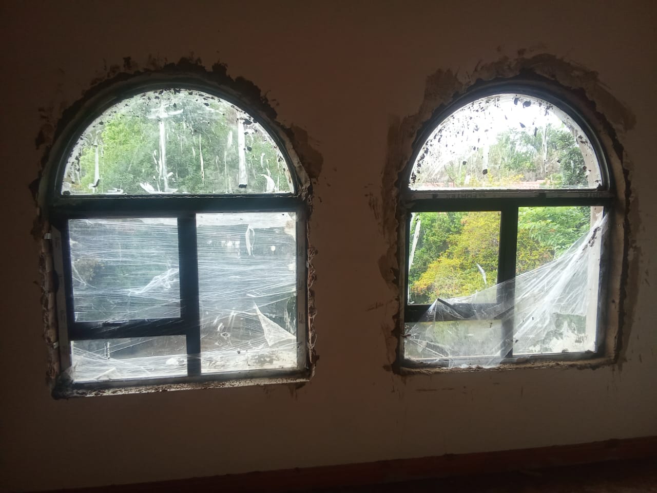 Midstream house front view